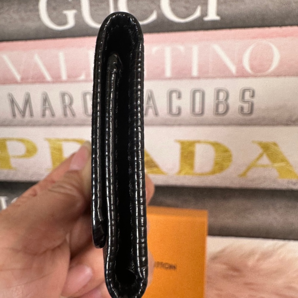 Louis Vuitton Black Key Chain Holder - Picture 2 of 6